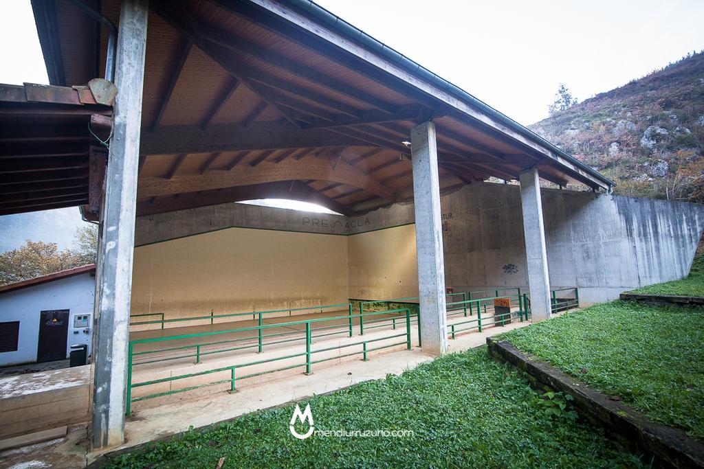 Casa Rural Eleizondo Haundia Itziar Extérieur photo